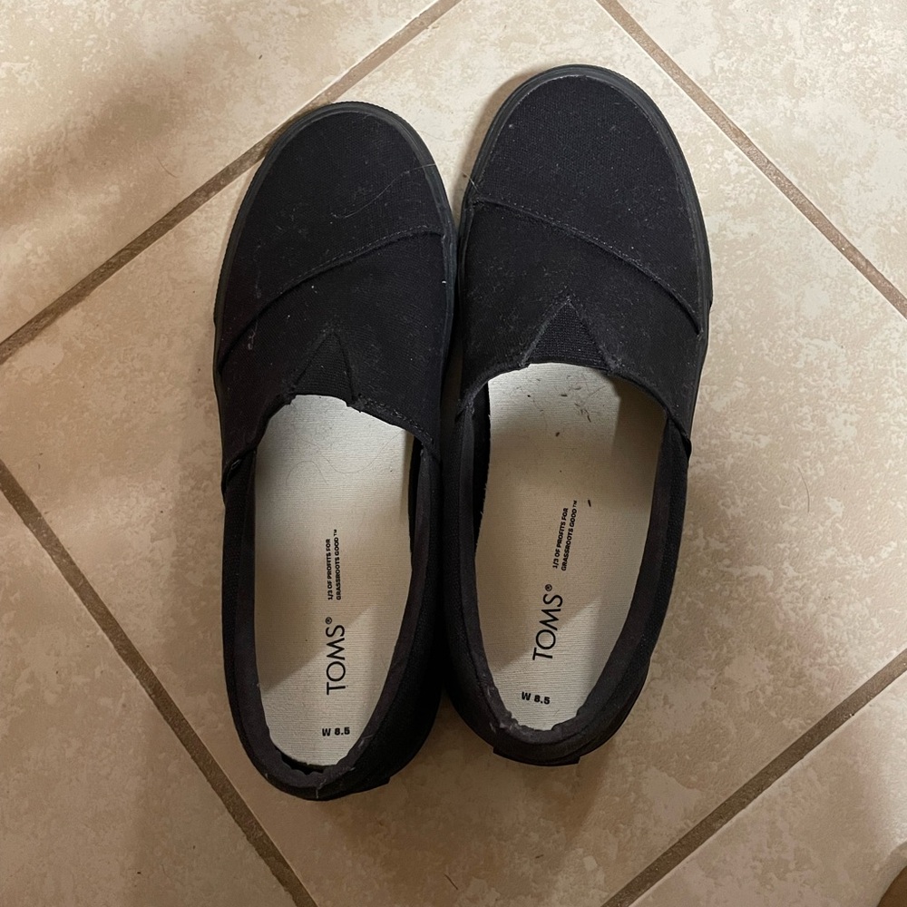 TOMS Classic Black Canvas Shoes